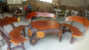 bàn ghế đá giả gỗ độc